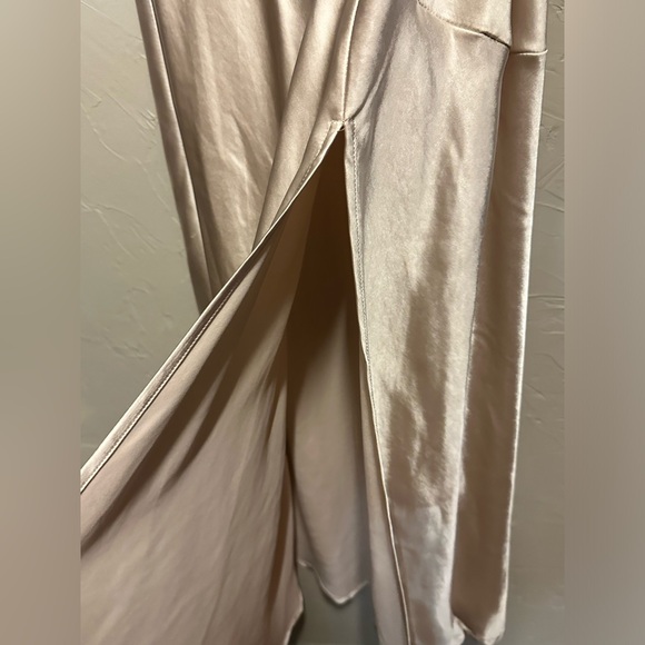 Selfie Leslie Well Versed Pleated Bust Front Split Dress - Champagne, medium - Picture 6 of 13